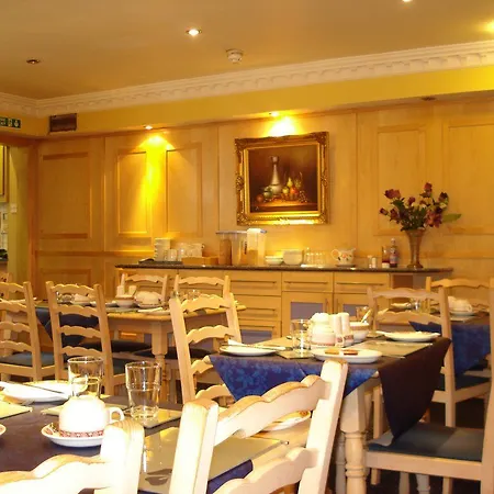 Springfield Hotel 2*