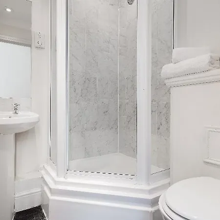 Hotel Deluxe Creechurch Lane Serviced 4*