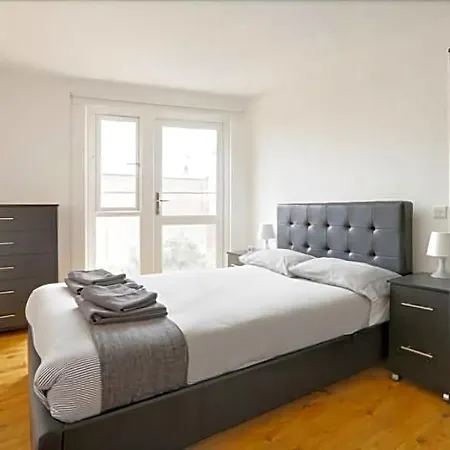Apartment Radalco Hounslow