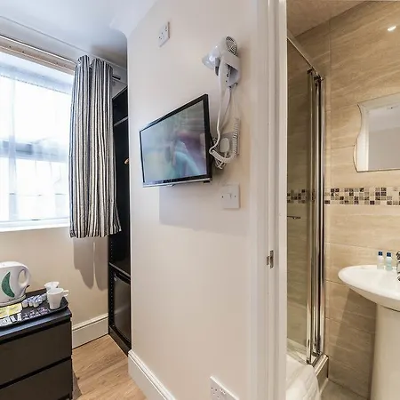 Hellenic By Saba Hotell London