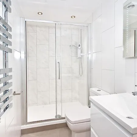 Eldon Chambers Flat 1 By Living * London