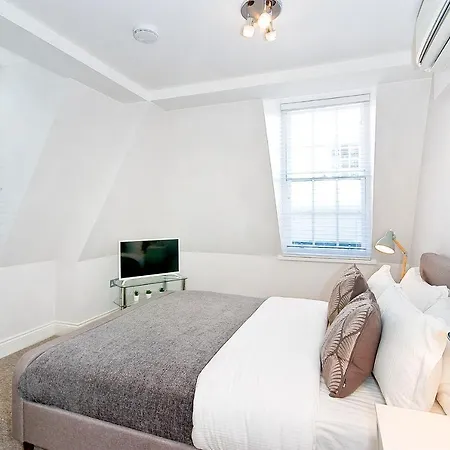 Eldon Chambers Flat 1 By Living Holiday home London