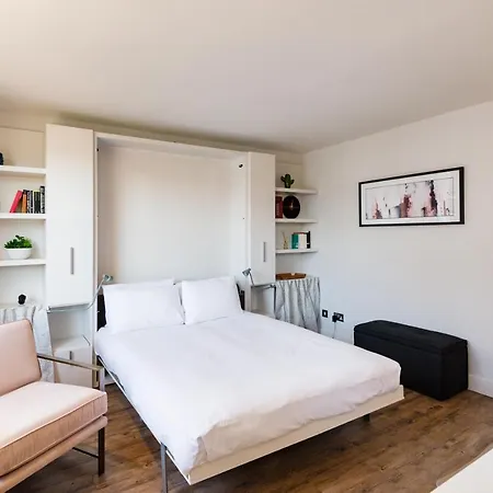 Canguroproperties - Pinehurst Court *