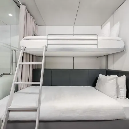 Yotelair London Heathrow Airport Hotel Hillingdon