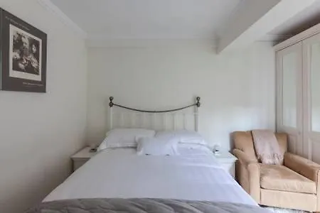 Apartment Pimlico Garden House