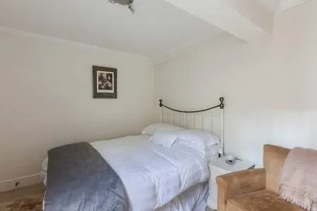 Pimlico Garden House Apartment