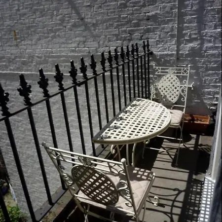 Pimlico Garden House *