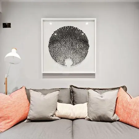 73 Oakley Square Apartment London