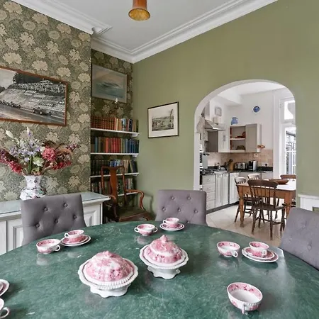 Holiday home New Gorgeous 5 Bed Victorian House In Hammersmith *