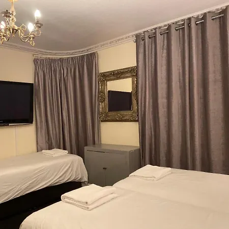 Black Lion Guest house