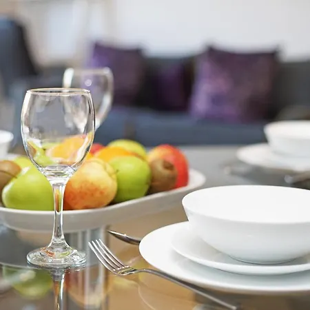 1 Bedroom Stylish Near Regents Park Free Wifi & Aircon By Aparts Apartment London