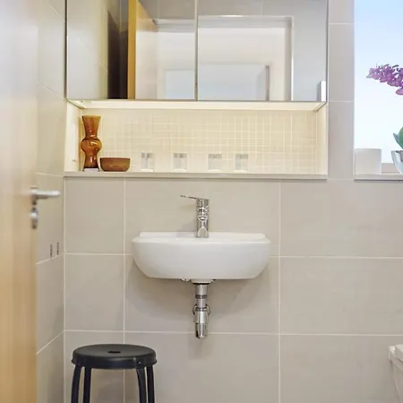 1 Bedroom Stylish Near Regents Park Free Wifi & Aircon By Aparts Londra