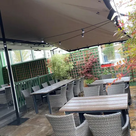 Gasthof Black Lion 3*