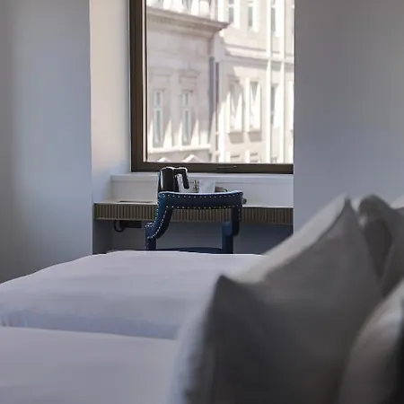 Page8 Hotel