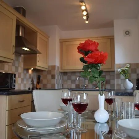 Splendid 1 Bed Flat In Stockwell, Sleeps 4 *