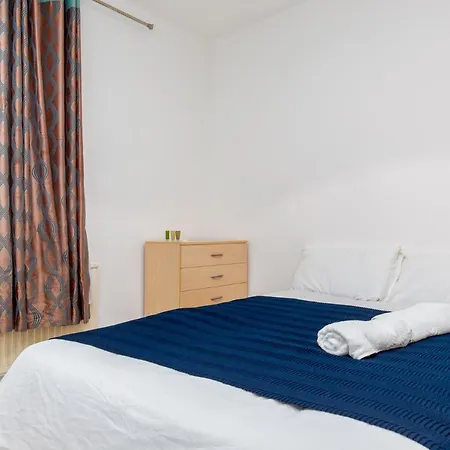 James Middleton House Guest house 3*