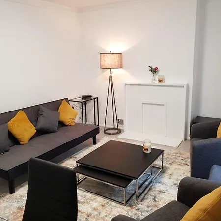 Finchley Road Apartment London