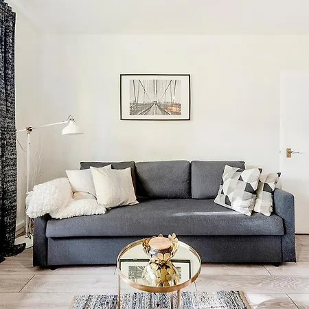 Cs Bayswater Apartment London