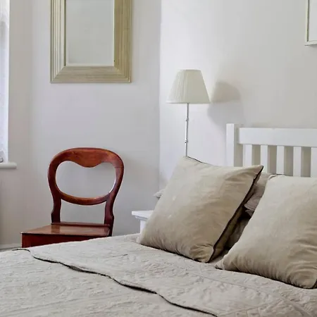 Apartment Gorgeous 3-bed Garden Flat Beside Battersea Park
