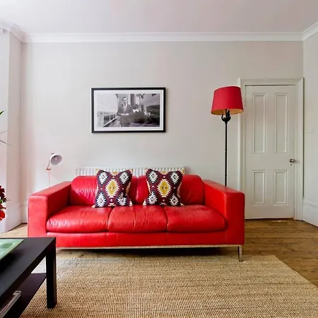 Gorgeous 3-bed Garden Flat Beside Battersea Park London