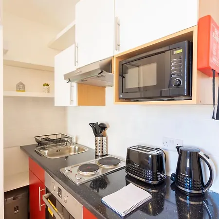 Apartment Modern 1 Bed Flat In West Kilburn By Queen's Park For 2 People *