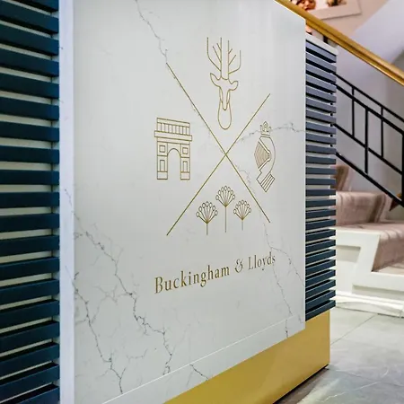 Buckingham & Lloyds Apartahotel 5*