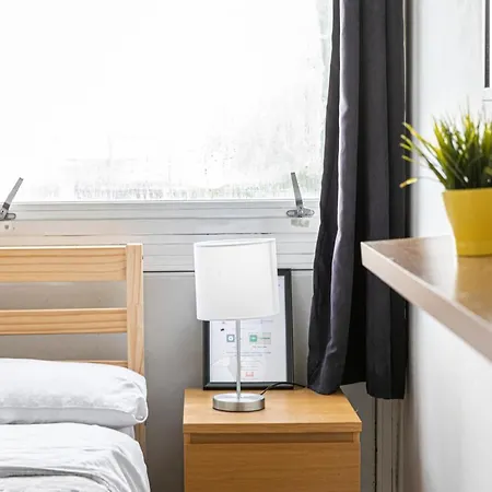 Homestay Tower Bridge - 8 *