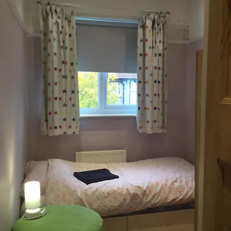 Peaceful Beautiful House * Streatham Vale