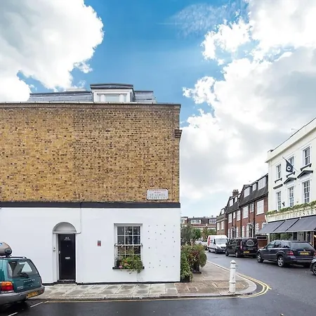 Apartment Britten Street, Chelsea *