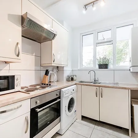 Cs Bayswater Apartment London