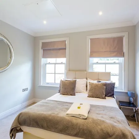 Luxury Duplex In New Development 17 London