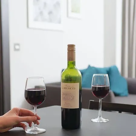 Staybridge London-vauxhall By Ihg Hotel London