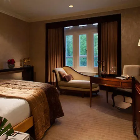 Radisson Blu Hotel, Leicester Square - Formerly Hampshire Hotel Londyn