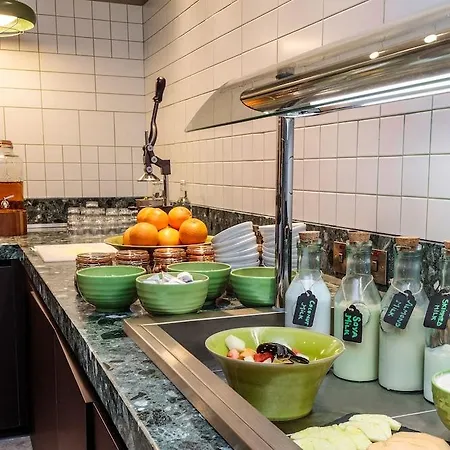 Hotel London Heathrow - Bath Road By Ihg 4*
