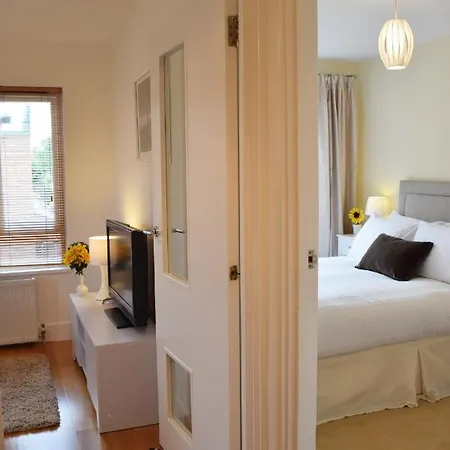 Splendid 1 Bed Flat In Stockwell, Sleeps 4