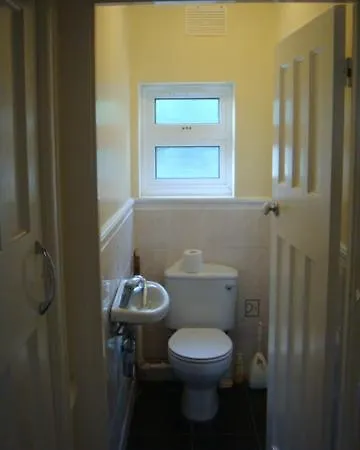 Апартаменты Christchurch 2-bed Харроу