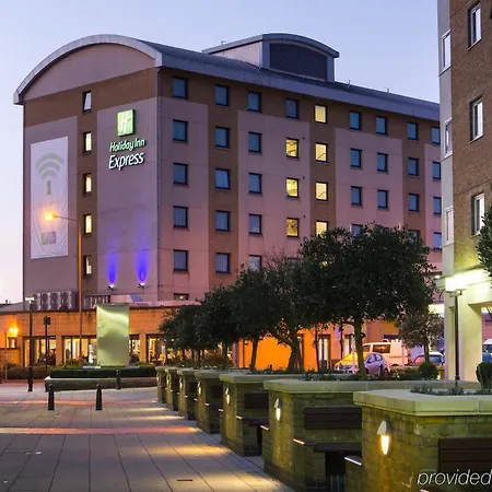 Hotel Holiday Express - Wandsworth By Ihg 3*