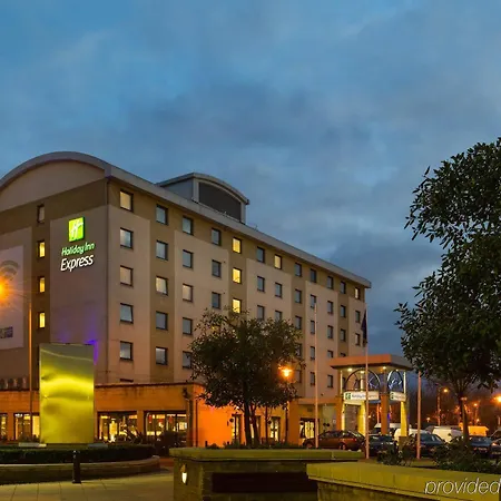 Holiday Express - Wandsworth By Ihg London