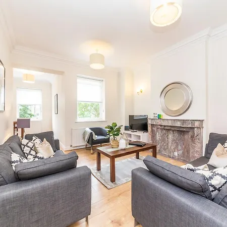 Somerset Court Kensington Apartment London