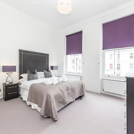 Somerset Court Kensington Apartment *