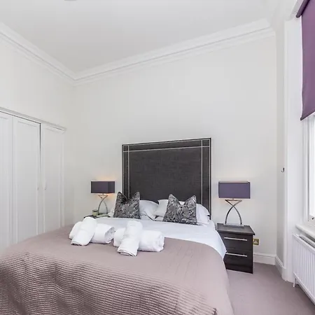 Somerset Court Kensington *