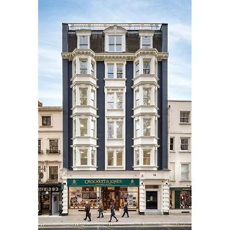 Astonishing Flats Near Mayfair & Piccadilly Circus *