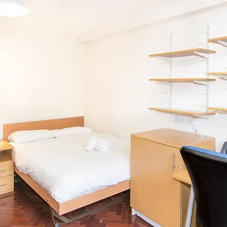 Hotel Goodenough College - London
