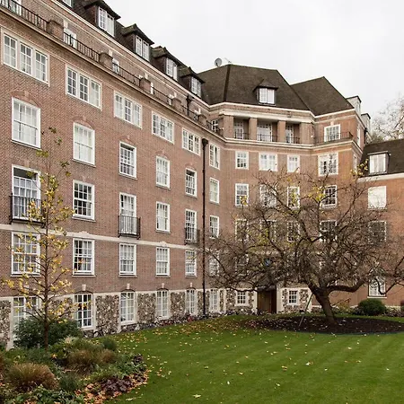 Hotel Goodenough College - 4*