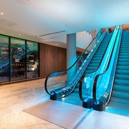 Express - London Heathrow T4 By Ihg Hotel 4*