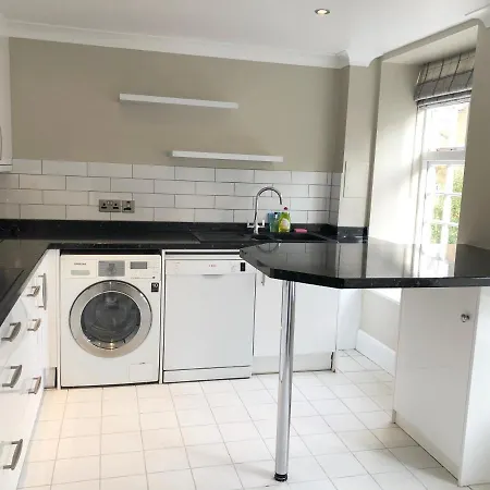 Stylish Apartments In Victoria & Westminster