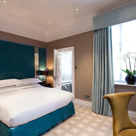 Hotel The Capital Hotel, & Townhouse 5*