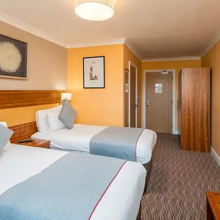 Mehfil Hotel 3*