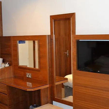 Lih Hotel