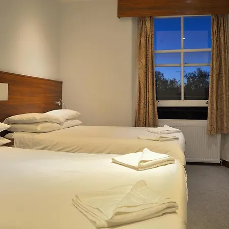 Lih Hotel 2*